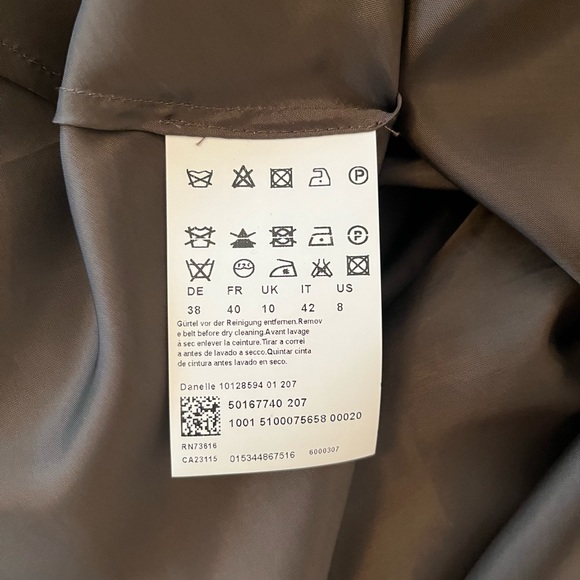 Wool dress with a leather belt - Picture 7 of 7